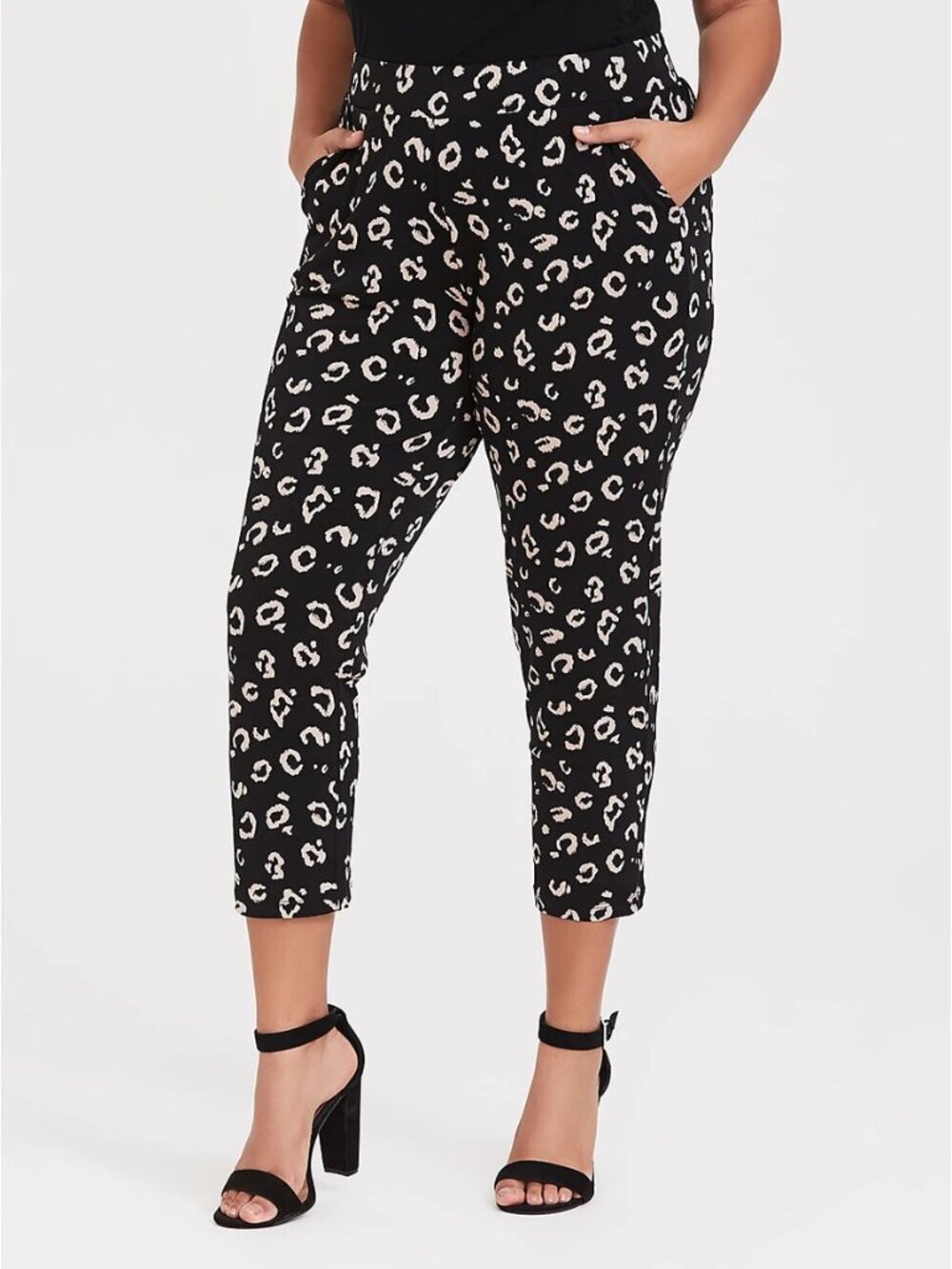 TORRID women's plus size 2X Studio tapered wrinkle resistant animal print pants